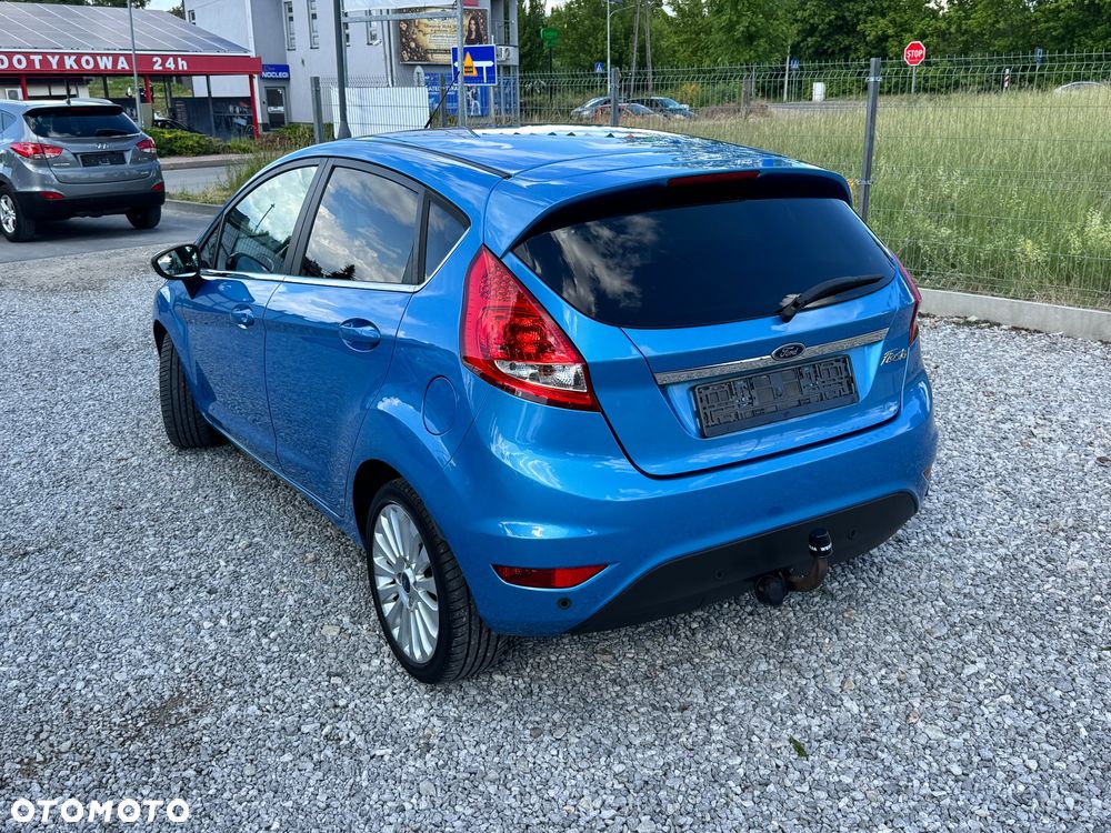 Ford Fiesta 1.4 Champions Edition - 10