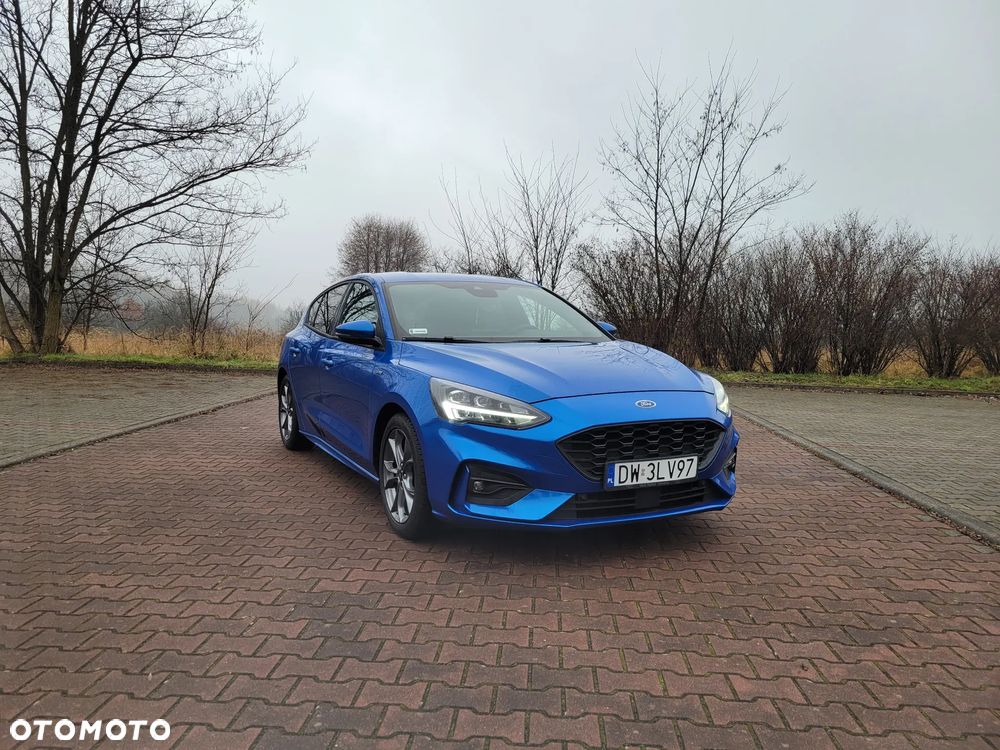 Ford Focus 1.0 EcoBoost mHEV ST-Line X - 1