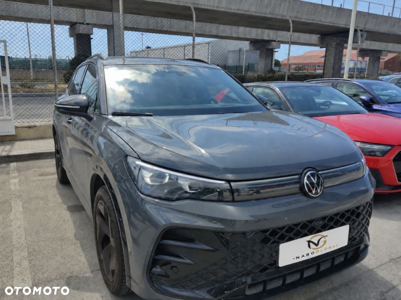 Volkswagen Tiguan 2.0 TDI SCR DSG R-Line - 2