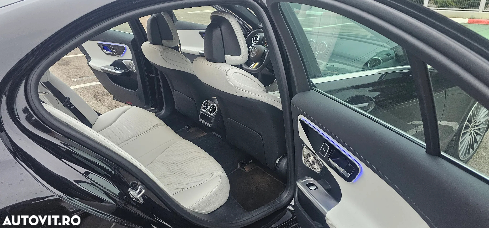 Mercedes-Benz C - 8