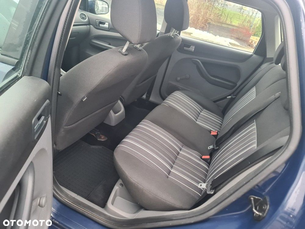 Ford Focus 1.4 16V Ambiente - 13