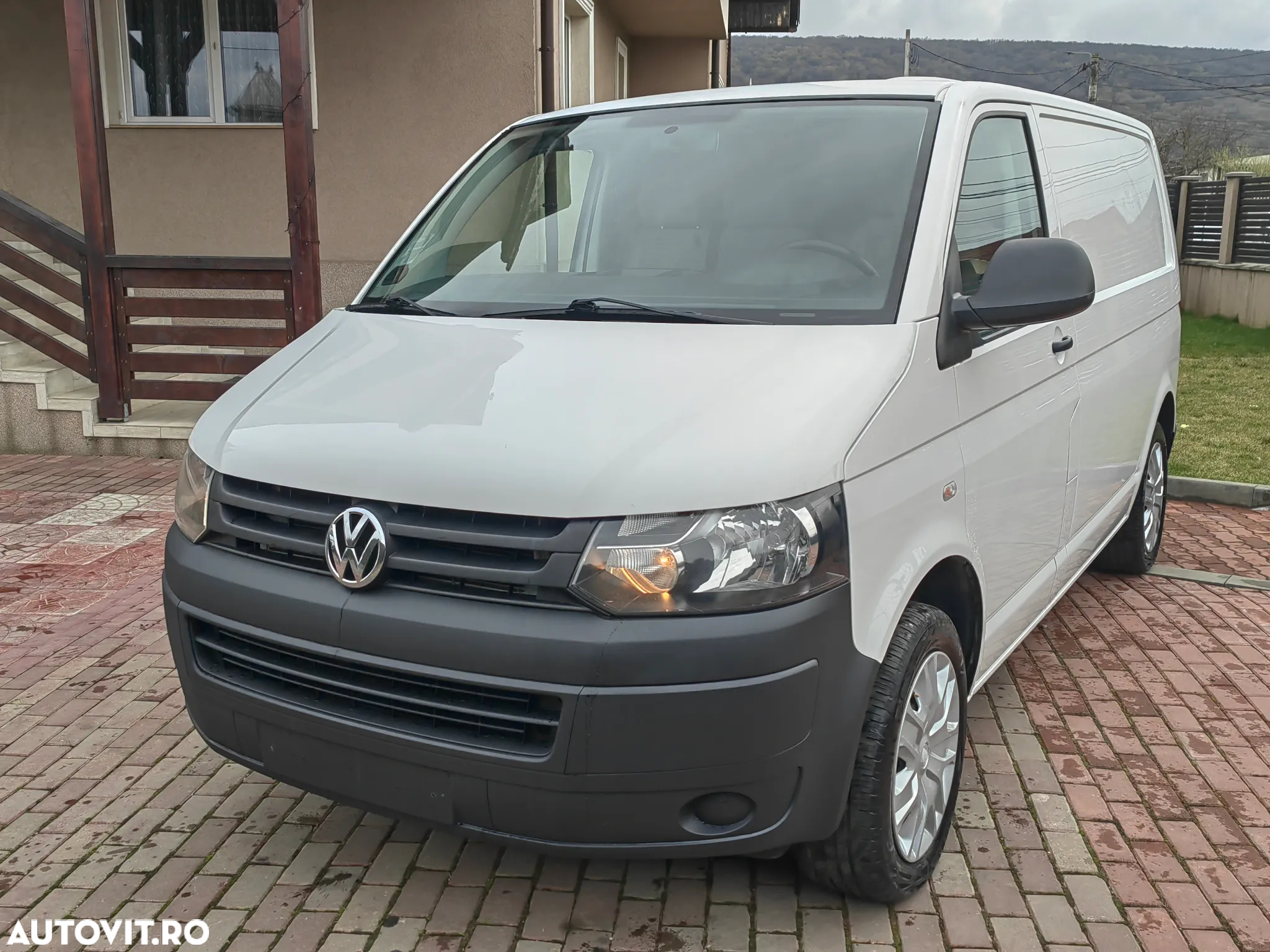 Volkswagen Transporter - 3