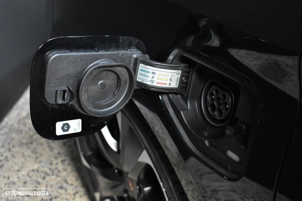 Cupra Leon 1.4 e-Hybrid VZ DSG - 16