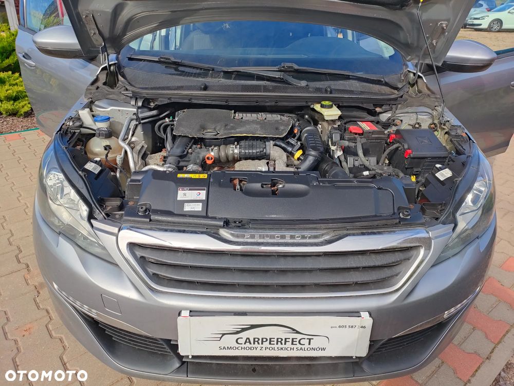 Peugeot 308 1.6 BlueHDi Style S&S - 26