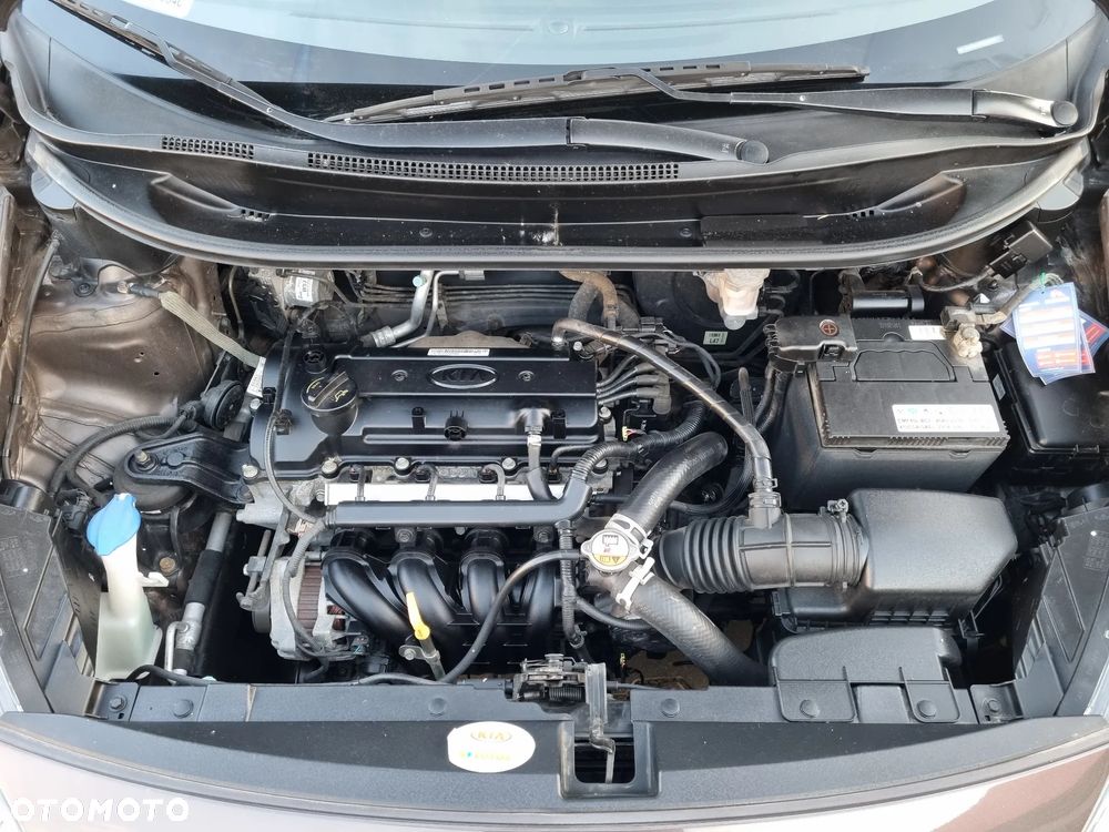 Kia Rio 1.2 L - 20