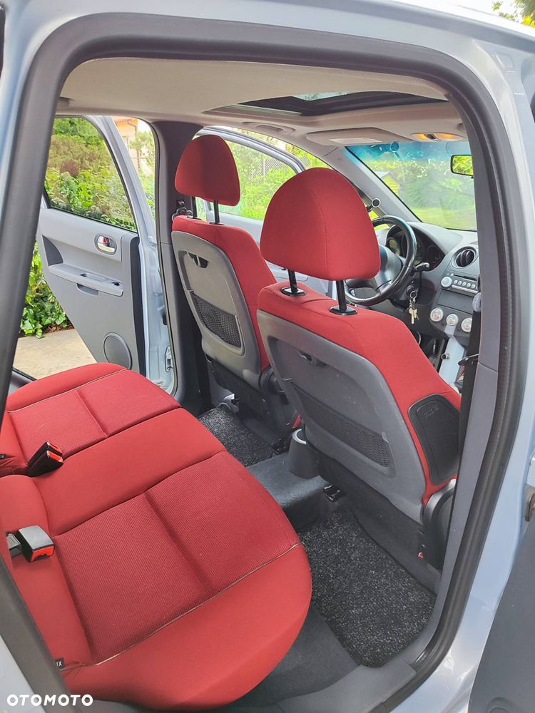 Mitsubishi Colt 1.5 Invite - 11