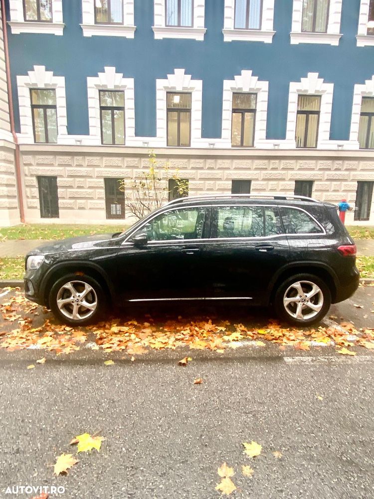 Mercedes-Benz GLB - 1