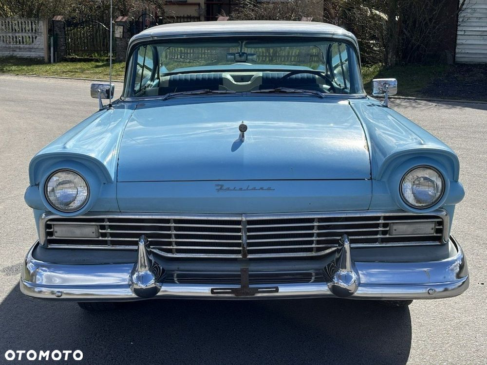 Ford Fairlane - 2