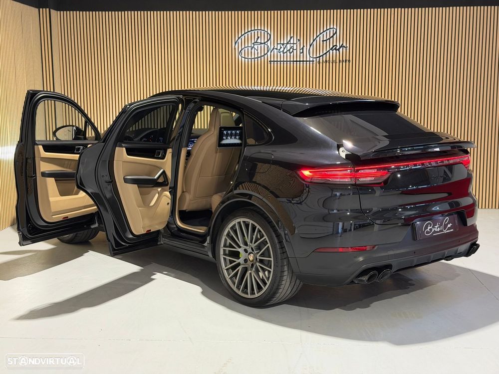 Porsche Cayenne Coupé E-Hybrid Platinum Edition - 5