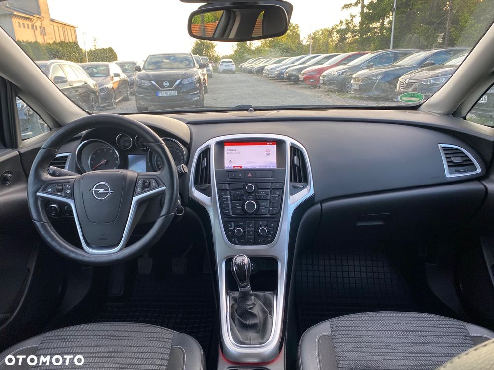 Opel Astra 1.4 Turbo Color Edition - 30