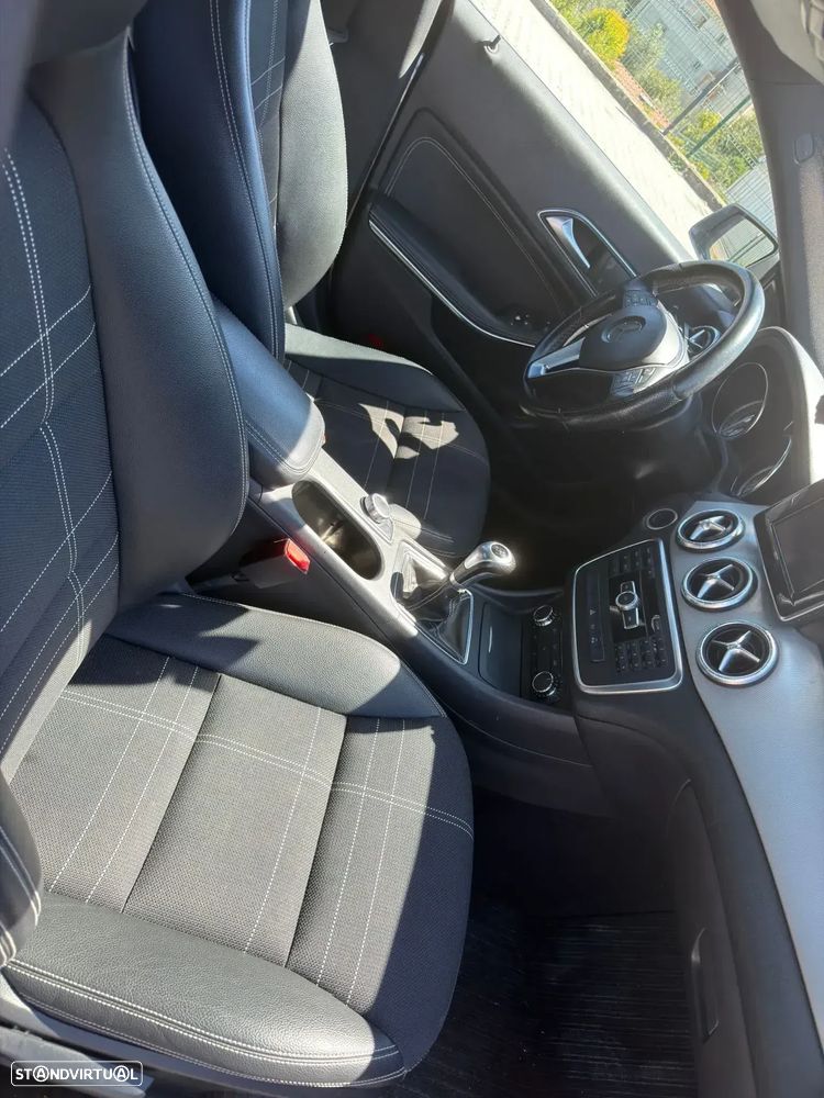 Mercedes-Benz CLA 180 (CDI) d Urban - 7