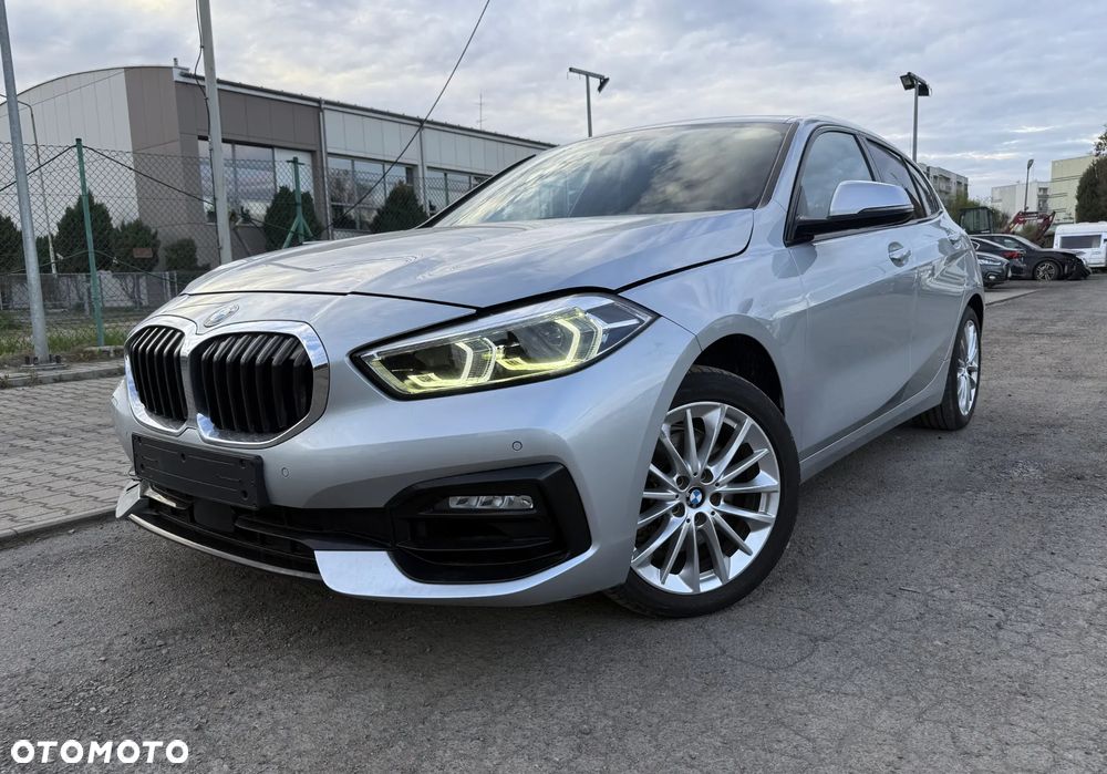 BMW Seria 1 118i Sport Line - 1