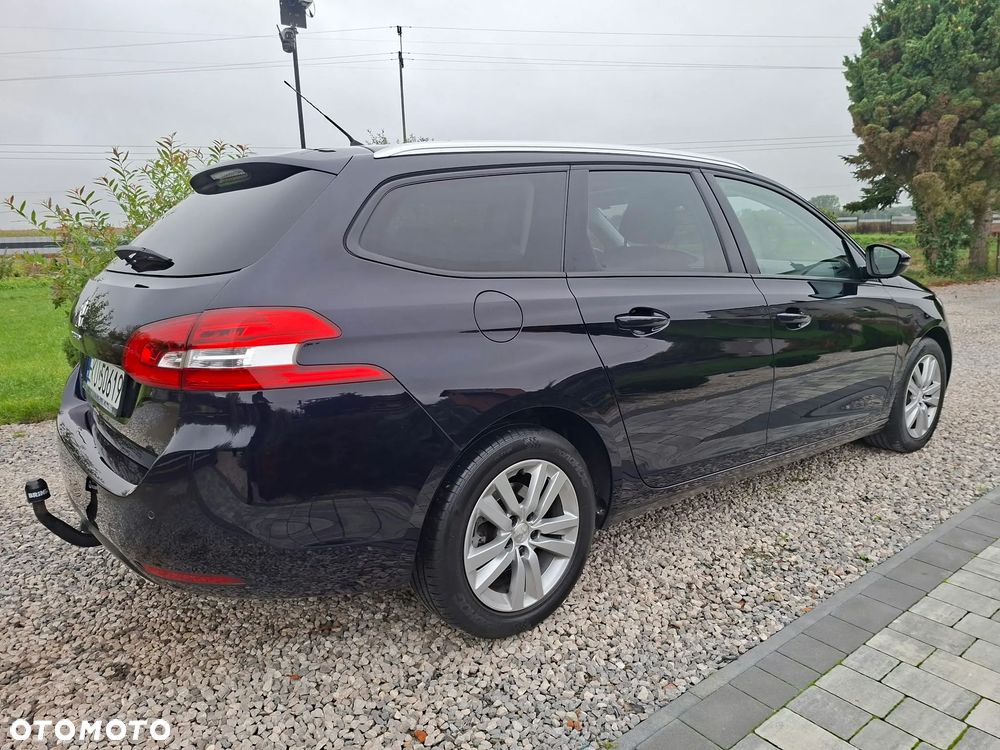Peugeot 308 - 25