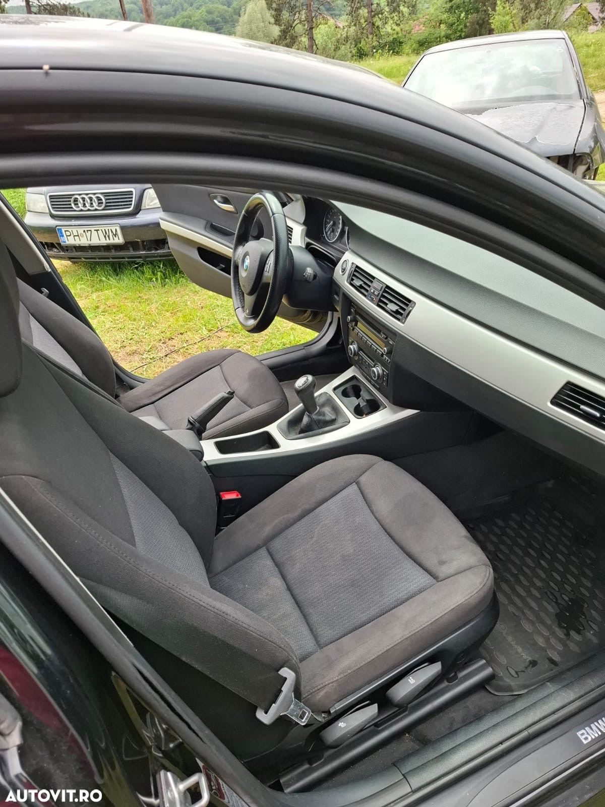 BMW Seria 3 316d - 11