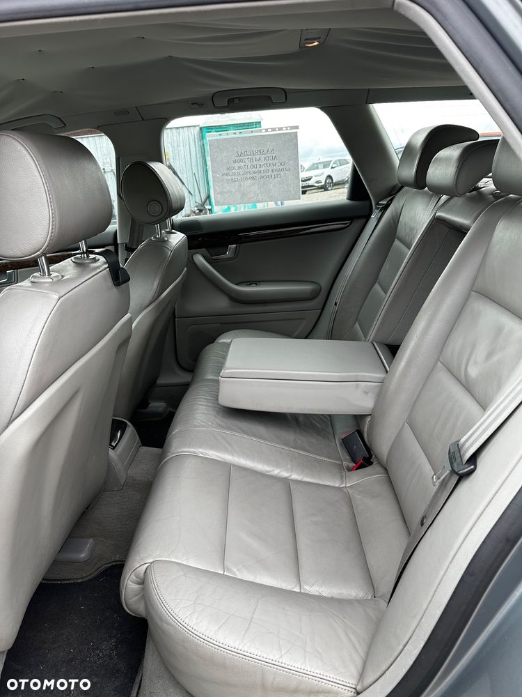 Audi A4 Avant 2.0 TDI - 7