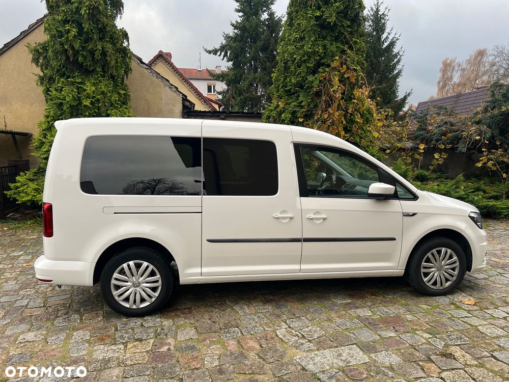 Volkswagen Caddy Maxi 2.0 TDI Comfortline DSG - 10