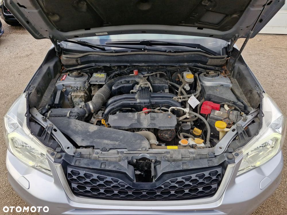 Subaru Forester 2.0i Exclusive Lineartronic - 28