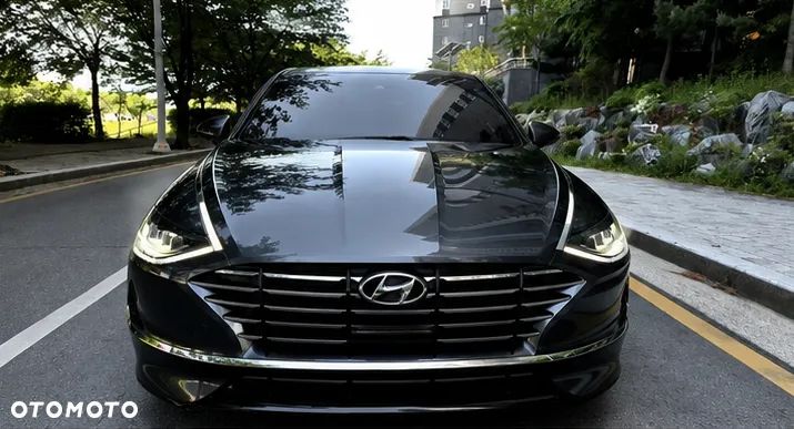 Hyundai Sonata - 3