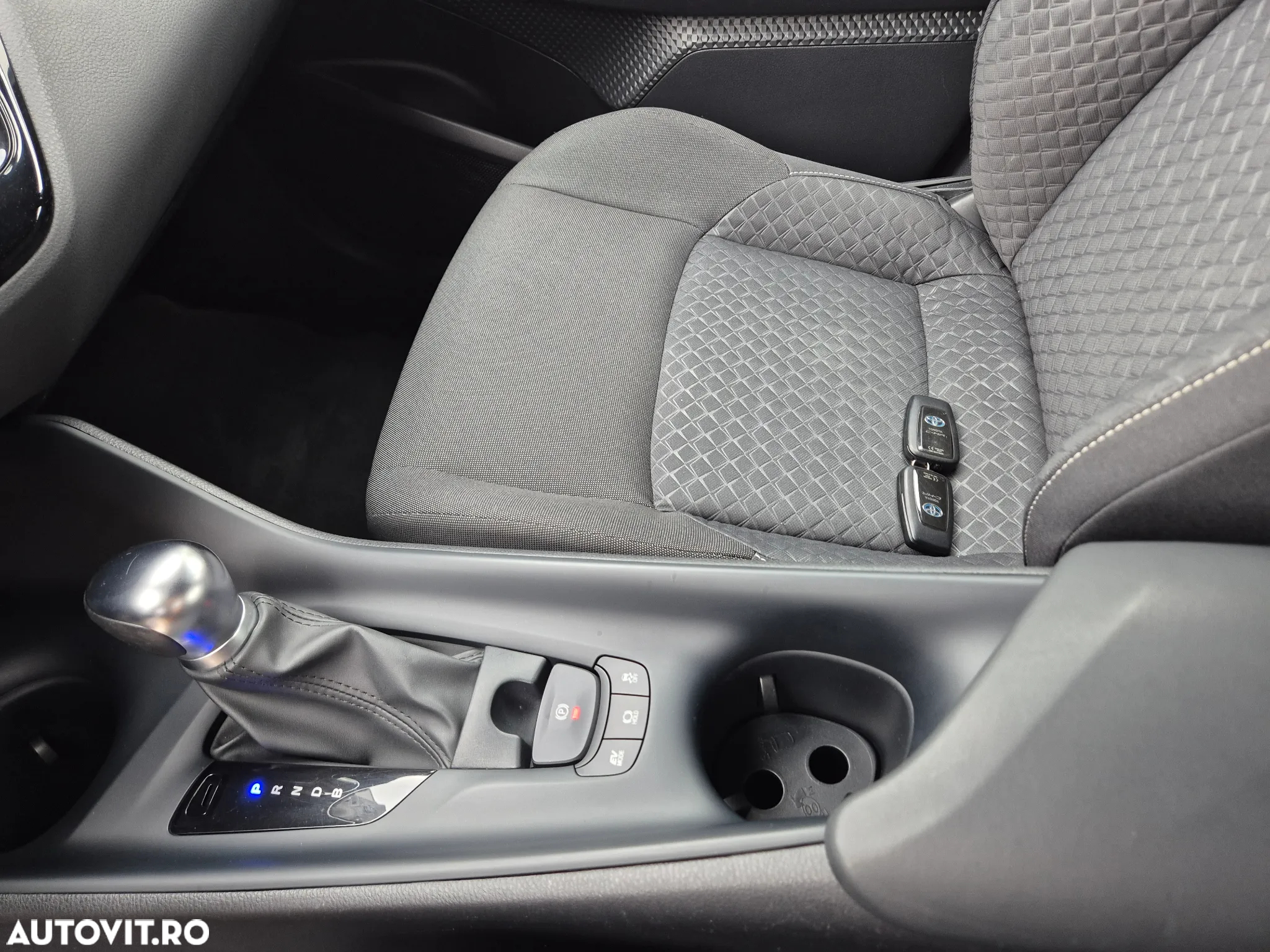 Toyota C-HR 1.8 Hybrid Business Edition - 17