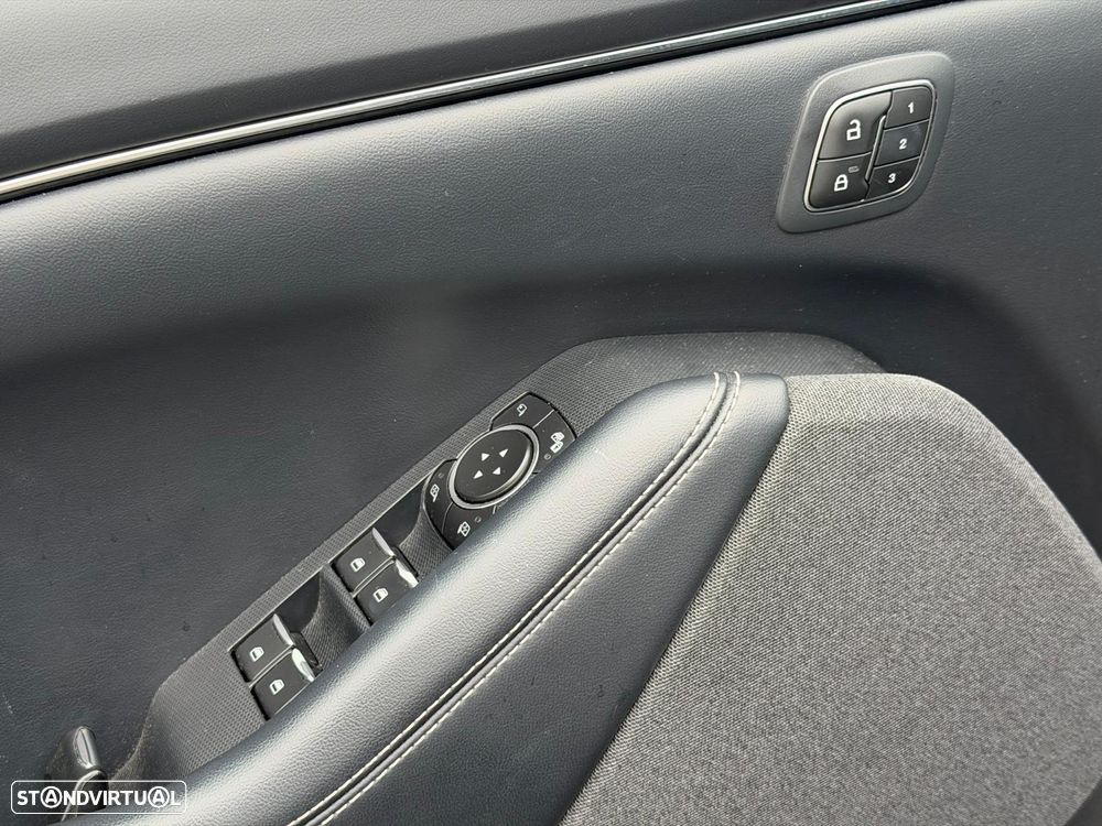 Ford Mustang Mach-E 98.7 kWh Premium - 9