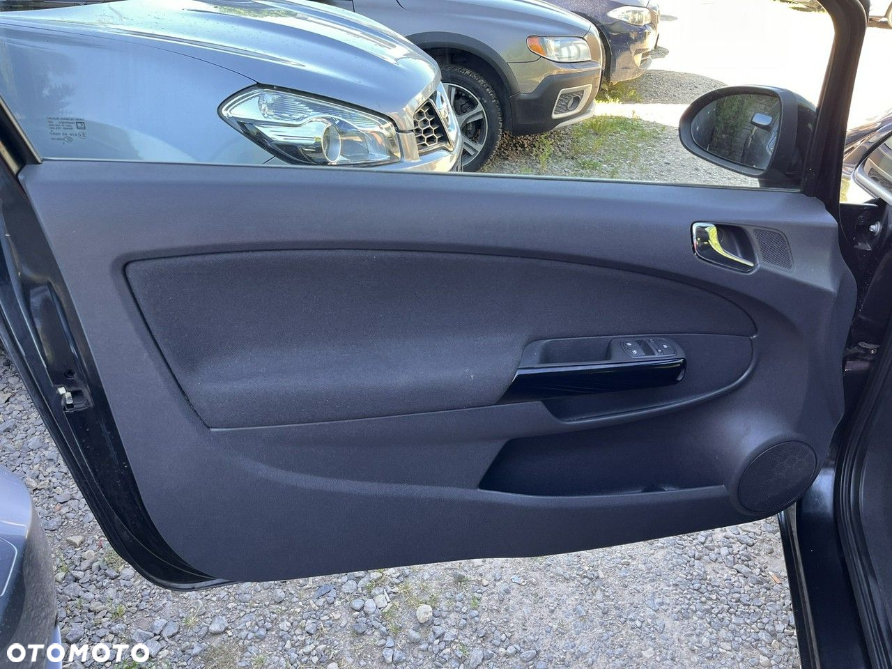 Opel Corsa - 11