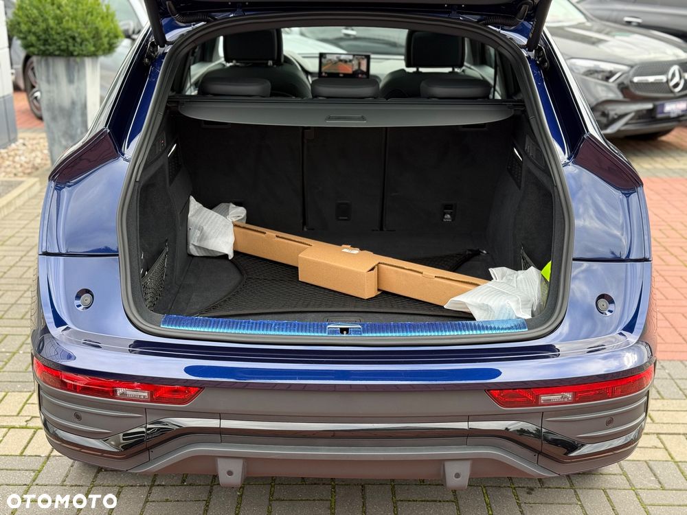 Audi Q5 Sportback - 13