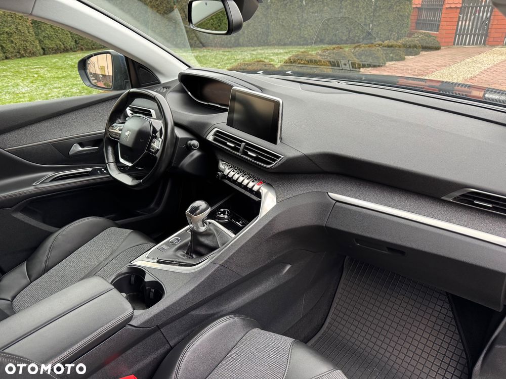 Peugeot 5008 BlueHDI 130 Allure Business-Paket - 11