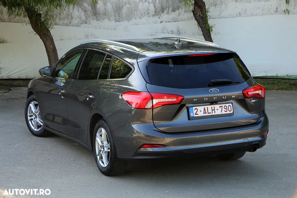 Ford Focus 1.0 EcoBoost Hybrid ACTIVE DESIGN - 6