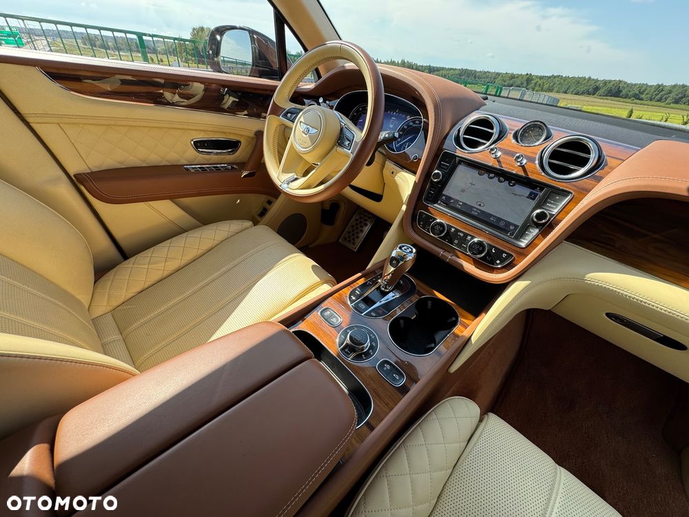 Bentley Bentayga W12 - 5