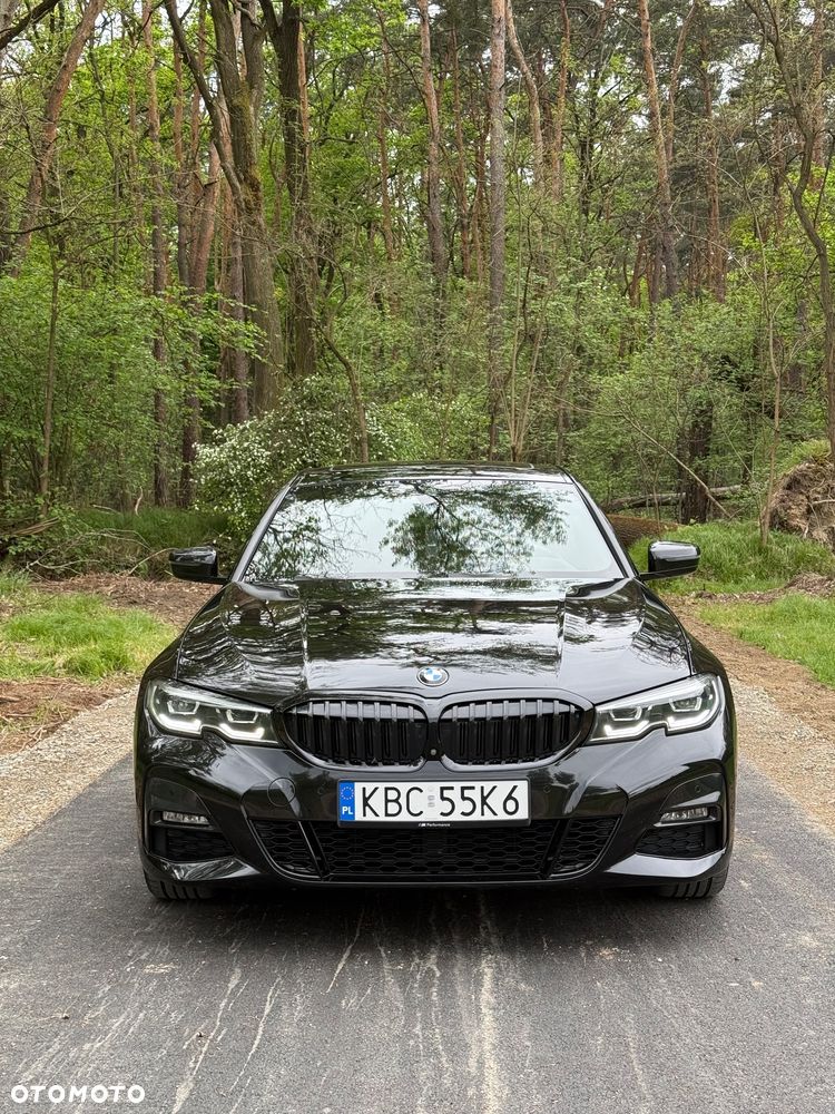 BMW Seria 3 330i M Sport - 1