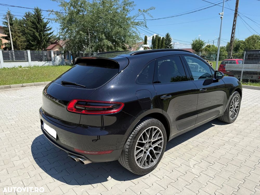 Porsche Macan - 2