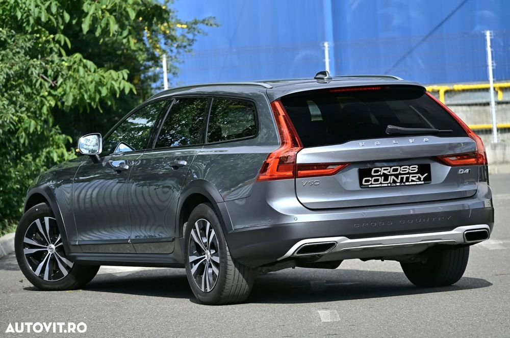 Volvo V90 - 4