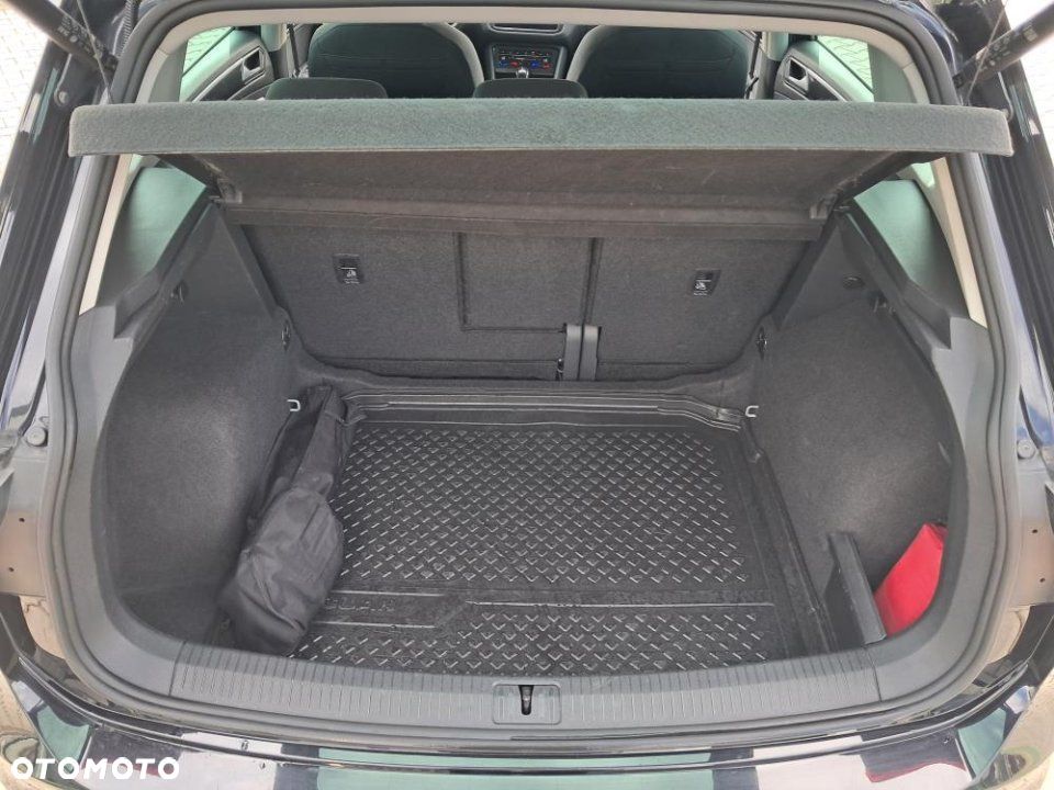 Volkswagen Tiguan - 12