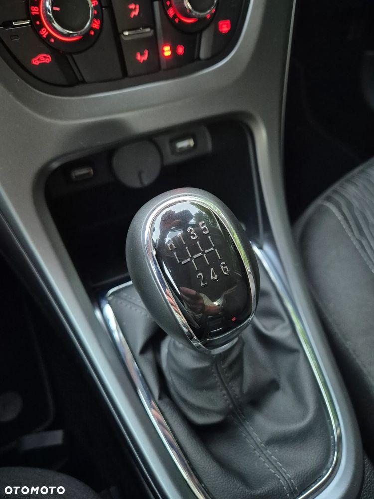 Opel Astra 1.4 T Active - 8
