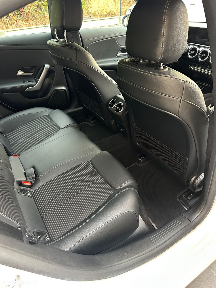 Mercedes-Benz CLA - 26
