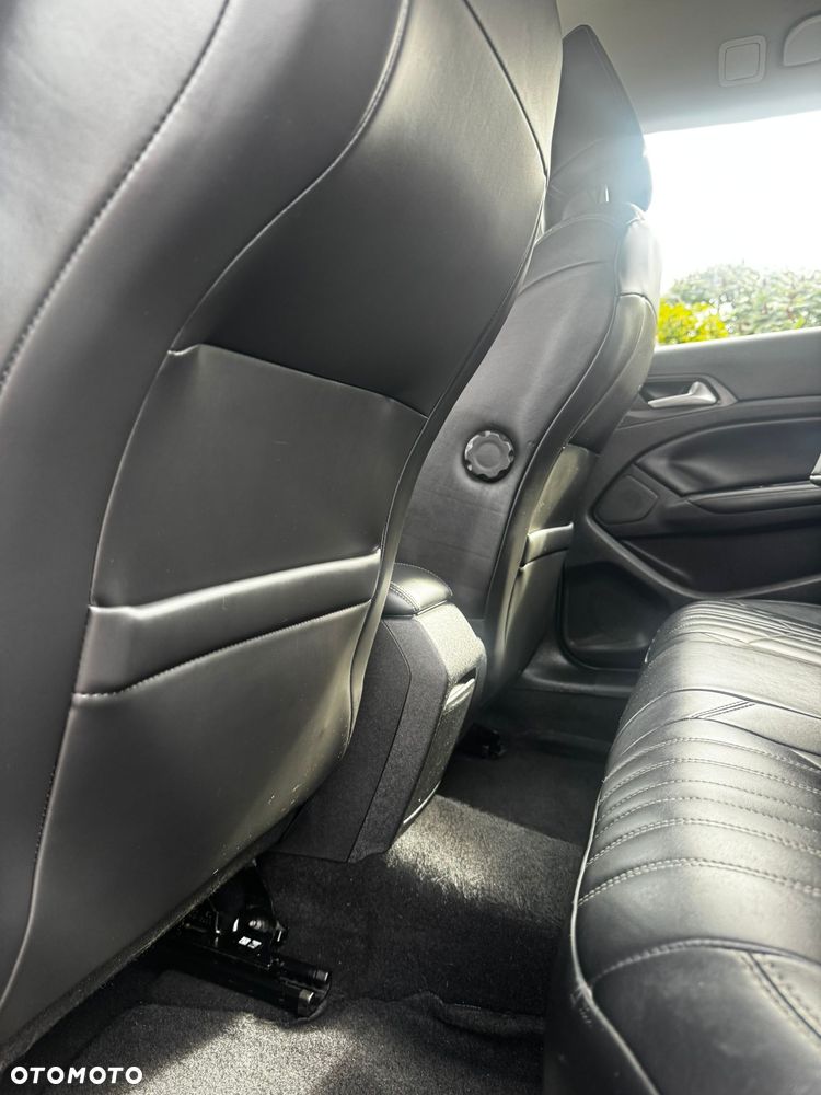 Peugeot 308 - 16