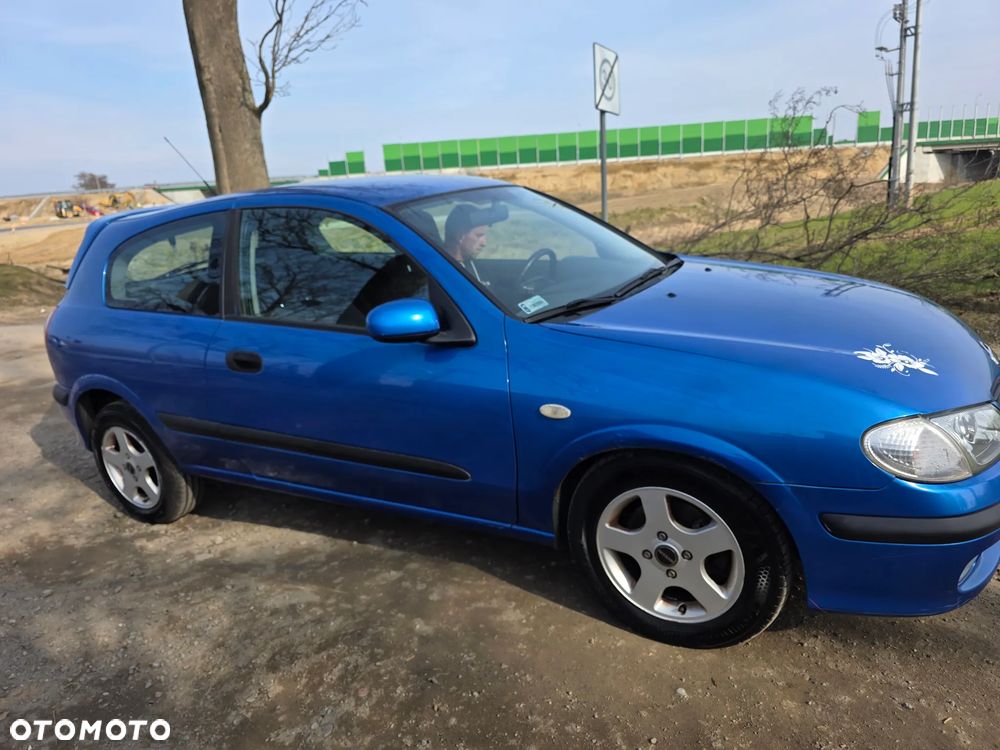 Nissan Almera 1.5 Comfort High - 4