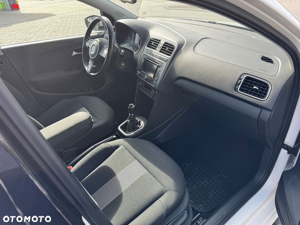 Volkswagen Polo 1.6 TDI Comfortline - 12
