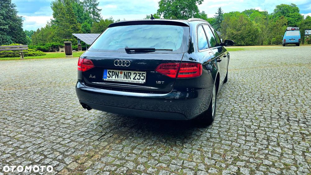 Audi A4 Avant 1.8 TFSI - 9