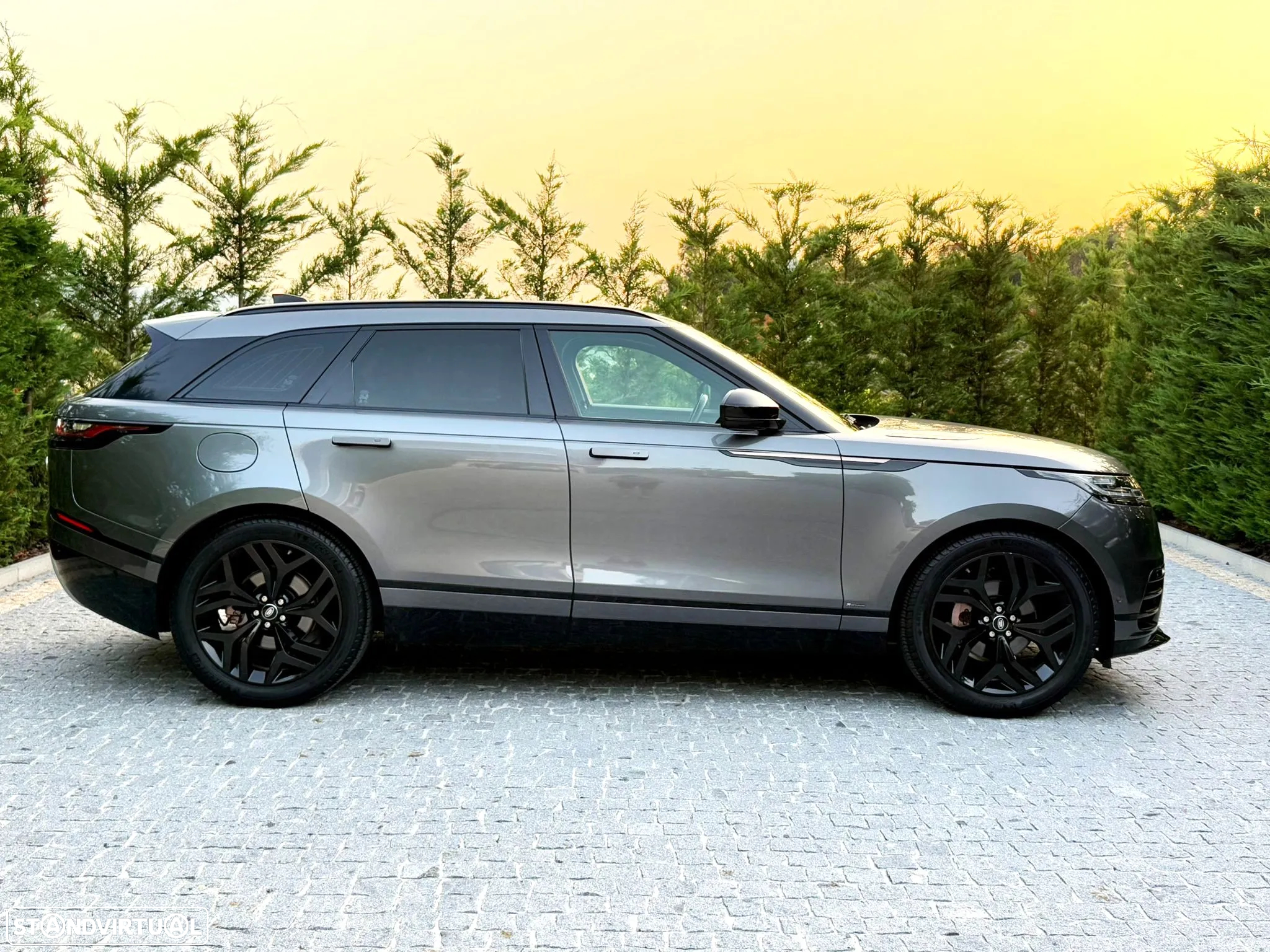 Land Rover Range Rover Velar 2.0 D R-Dynamic HSE - 3