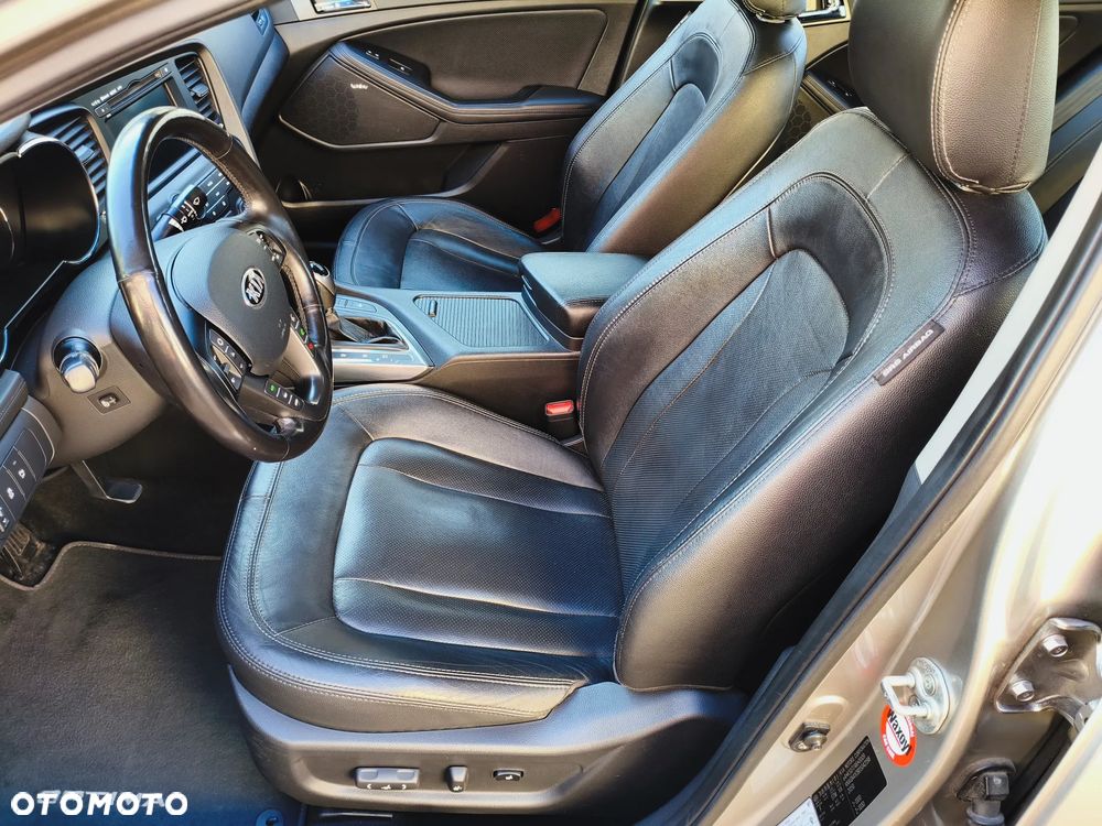 Kia Optima - 27