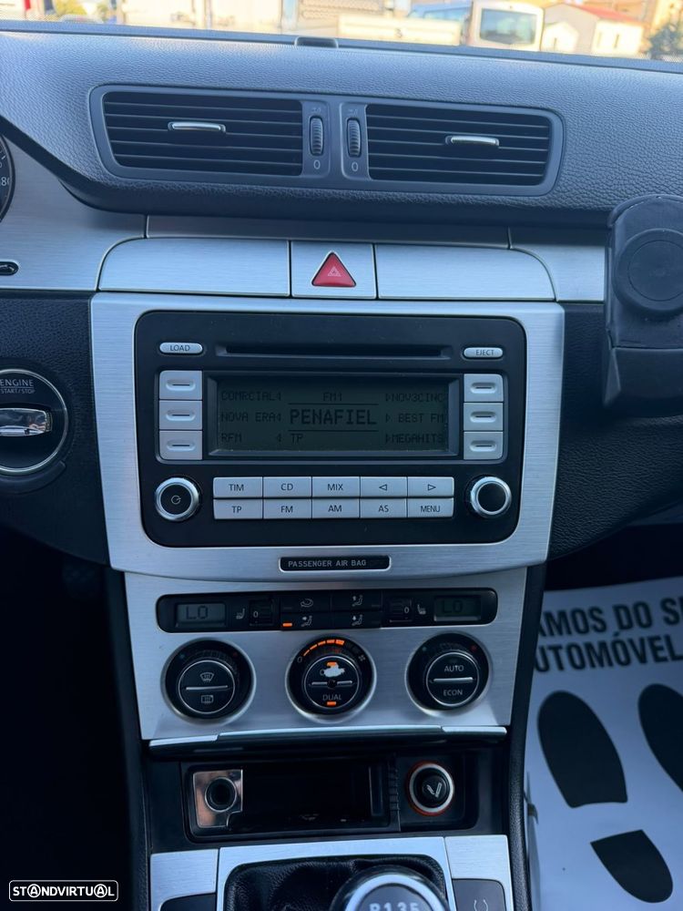 VW Passat 2.0 TDI 4M Confortline - 28