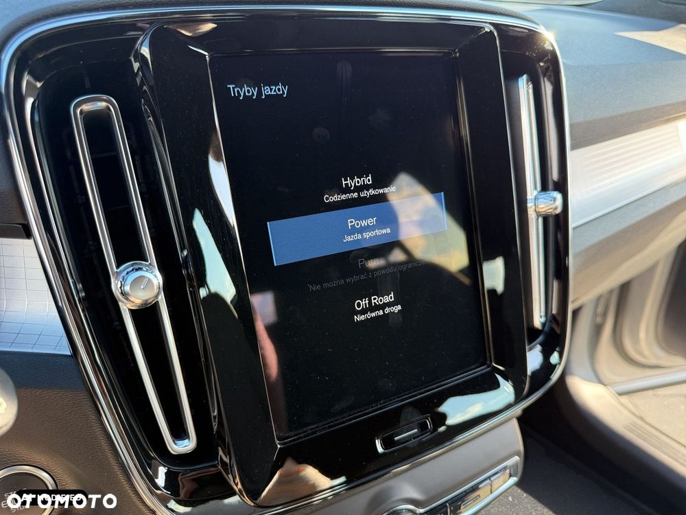 Volvo XC 40 - 27