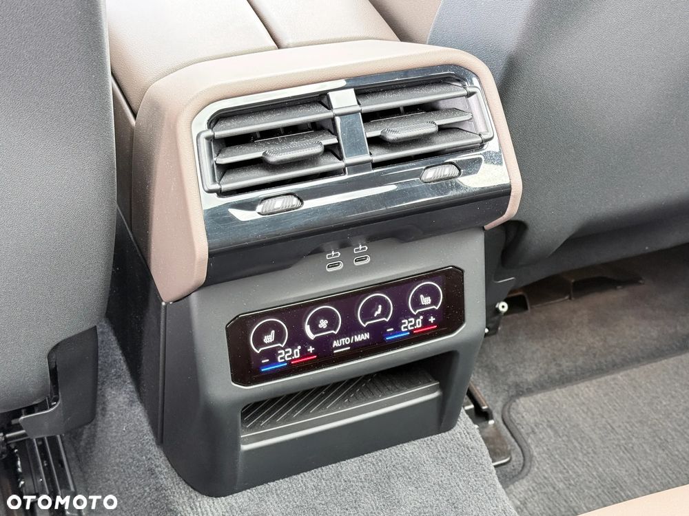 BMW Seria 5 520d xDrive - 33