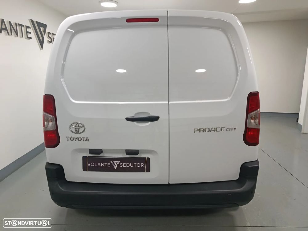 Toyota PROACE-CITY 1.5 D-4D L-1 - 3