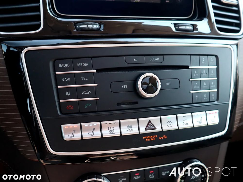 Mercedes-Benz GLS 350 d 4Matic 9G-TRONIC AMG Line - 31