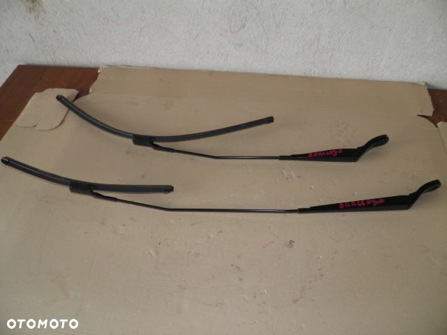 RAMIONA WYCIERACZEK CITROEN BERLINGO III LIFT - 1