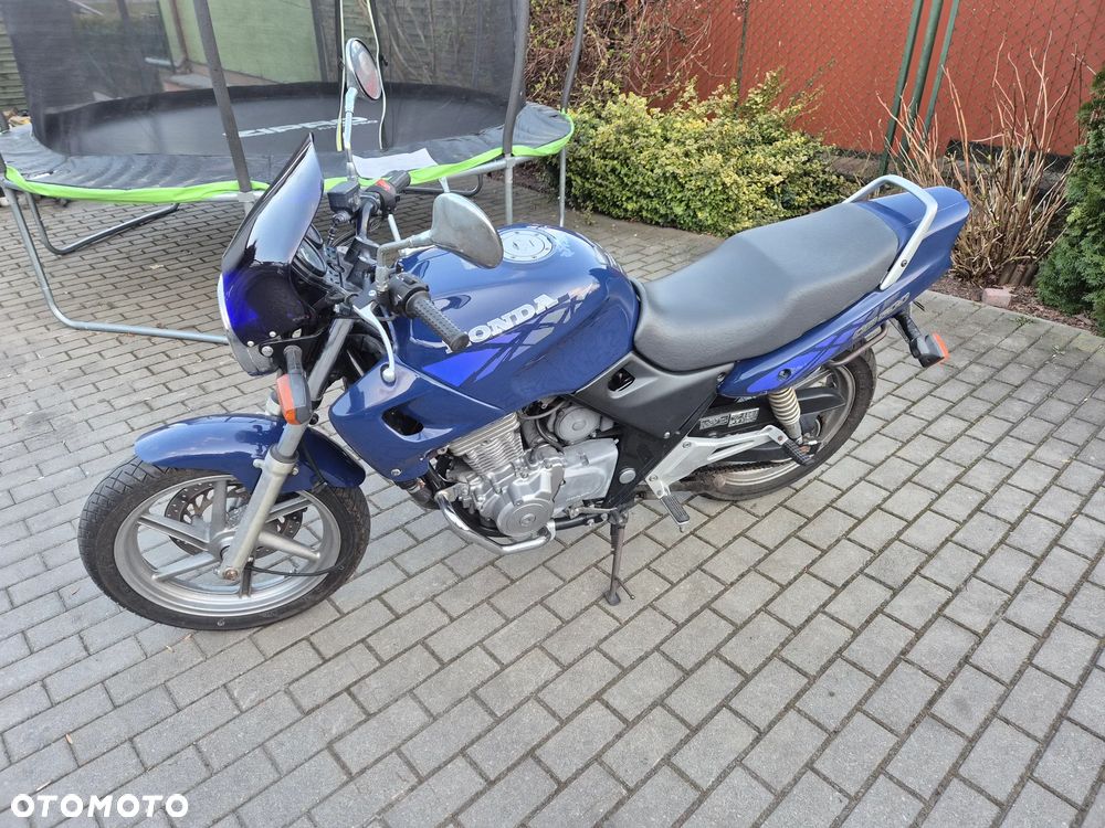 Honda CB - 4