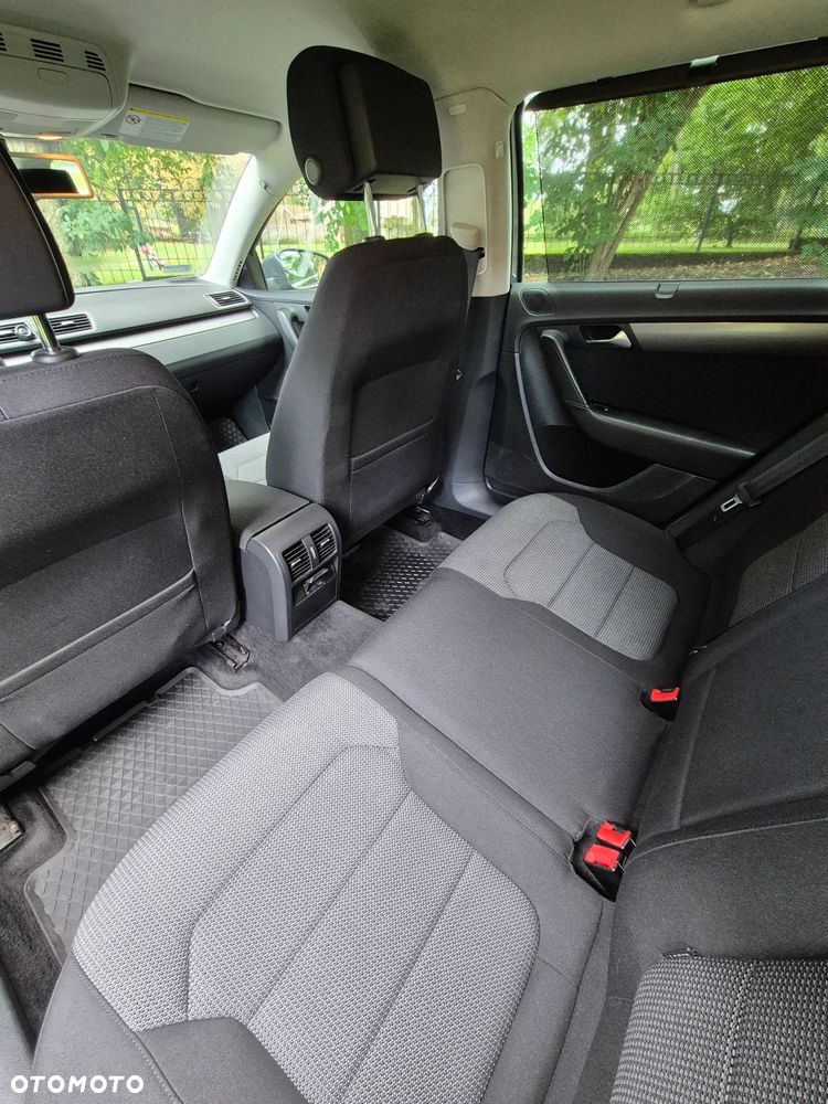 Volkswagen Passat 2.0 TDI 4Mot Comfortline - 14
