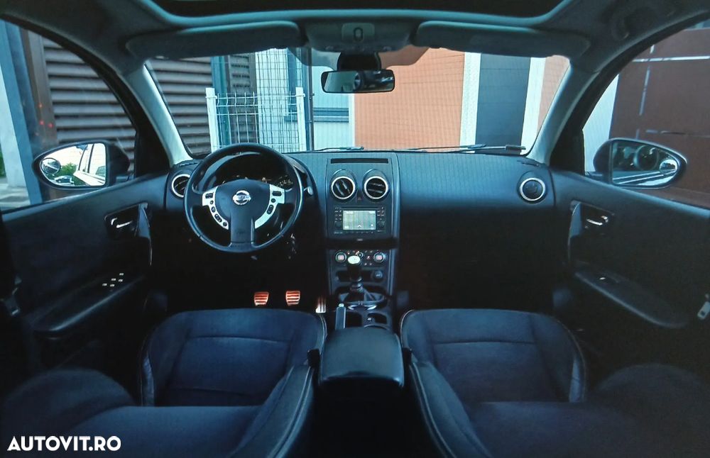 Nissan Qashqai+2 - 1